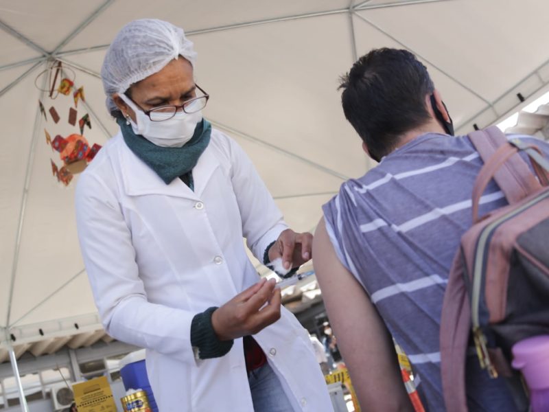 Mais de 138 mil vacinados no mutirão em três dias